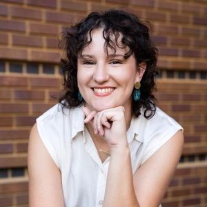 Meet your Posher, Alaina